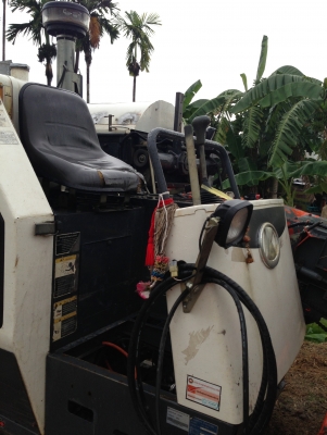 ขายรถเกี้ยวข้าวคูโบต้า. Dc68  พร้อมเทเลอร์