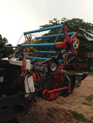 ขายรถเกี้ยวข้าวคูโบต้า. Dc68  พร้อมเทเลอร์