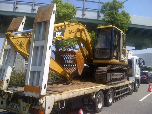 ชายด่วน  CAT 312B  นำเข้าเองจากญี่ปุ่นยังไม่เคยใช้งานในไทย สภาพสวย กำลังเดินทางมาจากญี่ปุ่นจ้า