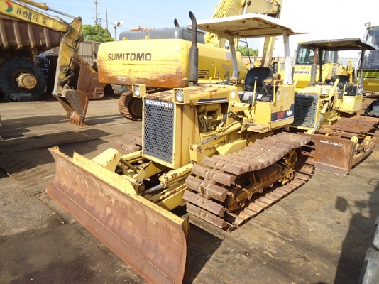 ขายด่วน รภแทรคเตอร์ตีนตะขาบใบมีดสไลด์ 6 ทิศทาง นำเข้าจากญี่ปุ่นยังไม่เคยใช้งานในไทย สภาพสวย