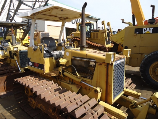 ขายด่วน รภแทรคเตอร์ตีนตะขาบใบมีดสไลด์ 6 ทิศทาง นำเข้าจากญี่ปุ่นยังไม่เคยใช้งานในไทย สภาพสวย