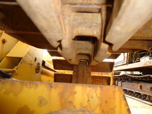 ขายด่วน รภแทรคเตอร์ตีนตะขาบใบมีดสไลด์ 6 ทิศทาง นำเข้าจากญี่ปุ่นยังไม่เคยใช้งานในไทย สภาพสวย