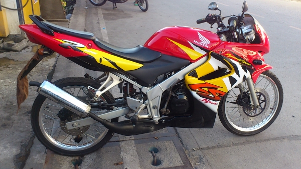 ขาย LS125d สภาพสวย เครื่องเดิมๆ ชุดสีครบทุกชิ้น เครื่องแน่นมาก ทะเบียน+พรบ ไม่ขาดพร้อมโอน สนใจโทร0915195549 เดี่ยวโมบาย ขาย LS125d สภาพสวย เครื่องเดิมๆ ชุดสีครบทุกชิ้น เครื่องแน่นมาก ทะเบียน+พรบ ไม่ขาดพร้อมโอน สนใจโทร0915195549 เดี่ยวโมบาย
