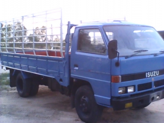 รถ  ISUZU  115 ประกอบ  เครื่องดี  ครัชชีสวย   คอกเหล็ก