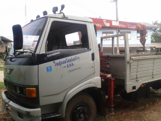 หกล้อHINOติดเครน2.5ตัน