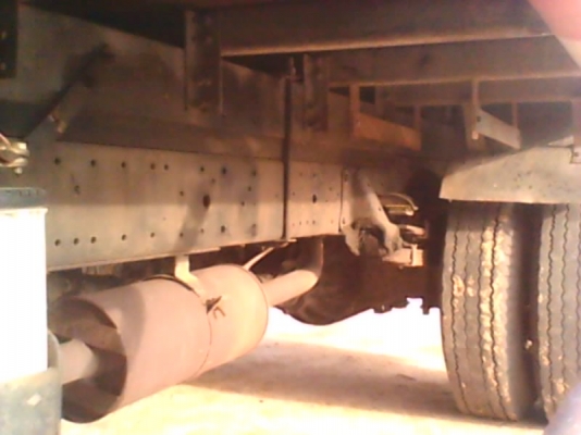 รถ ISUZU  115 รถห้างแท้ แอร์ใช้ได้  เครื่องดี  ครัชชีสวย   พร้อมตู้คอนเทรนเนอร์