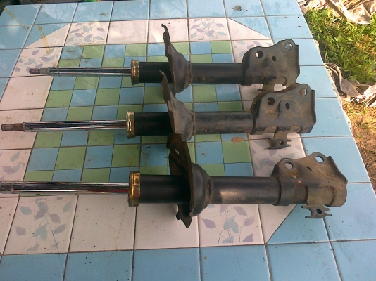 ขายโช๊คหน้า วีอ๊อส 900.-อันละ ขายโช๊คหน้า วีอ๊อส 900.-อันละ