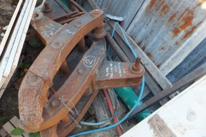 หัวคีบเหล็ก สภาพดี เก่าเก็บไม่ใด้ใช้ ขายถูก