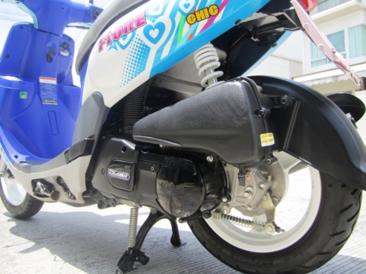 (ขายแล้วค่ะ) Yamaha Fiore 2012 ลายใหม่  สีสดใส น่ารักน่าขับ เดิมแท้ดี ไม่มีบิวด์