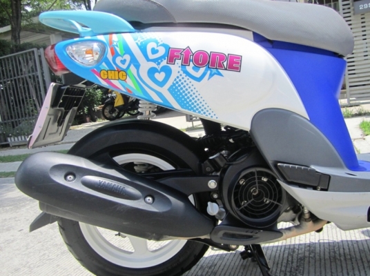 (ขายแล้วค่ะ) Yamaha Fiore 2012 ลายใหม่  สีสดใส น่ารักน่าขับ เดิมแท้ดี ไม่มีบิวด์