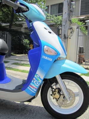 (ขายแล้วค่ะ) Yamaha Fiore 2012 ลายใหม่  สีสดใส น่ารักน่าขับ เดิมแท้ดี ไม่มีบิวด์