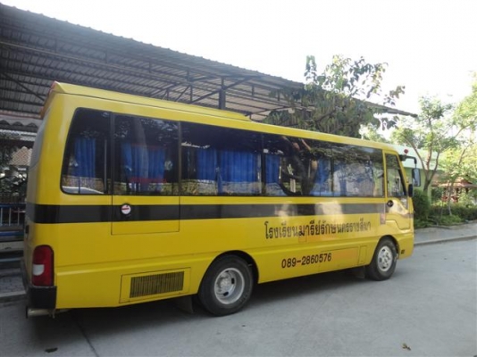 มินิบัส 21 ที่นั่ง