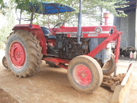 ขายถูก รถไถ พร้อมใช้งาน ขายถูก รถไถ พร้อมใช้งาน