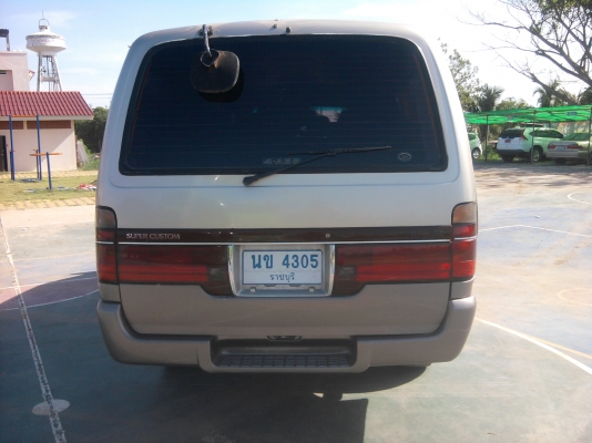 ขายรถตู้ เครื่อง เจ ติดแก๊ส ปี96 แต่งตัวนอก