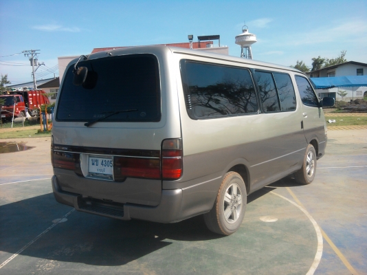 ขายรถตู้ เครื่อง เจ ติดแก๊ส ปี96 แต่งตัวนอก