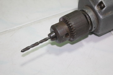 สว่านรอบช้า ยี่ห้อhitachi ขนาด 5 หุน สภาพเดิมๆพร้อมใช้งานครับ สว่านรอบช้า ยี่ห้อhitachi ขนาด 5 หุน สภาพเดิมๆพร้อมใช้งานครับ