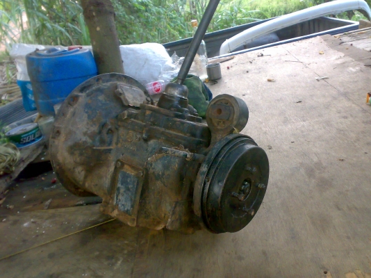 ขายเกียร์พร้อมตัวใส่สายพาน 4เกียร์ของโตโยต้าไม่ทราบรุ่น