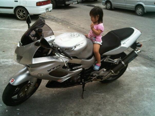 ขาย vtr1000 f  ทะเบียน(โอนนอก)