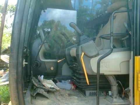 รถแบคโฮ CAT  312D   รถทำงาน 4300 ซม.  สนใจติดต่อ  081 - 6079515