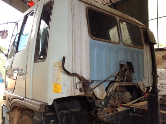 รถฮีโน่ 6 ล้อดั้ม 210 แรงม้า  สนใจติดต่อ  081 - 6079515