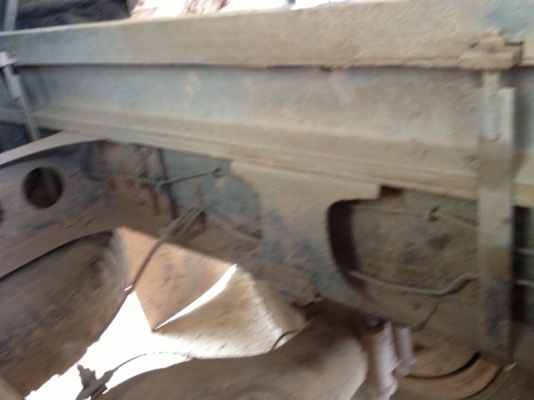 รถฮีโน่ 6 ล้อดั้ม 210 แรงม้า  สนใจติดต่อ  081 - 6079515