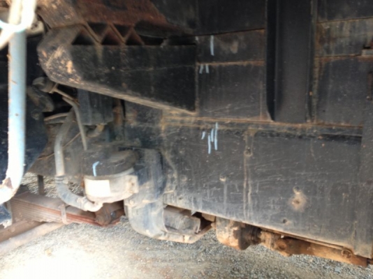 รถฮีโน่ 6 ล้อดั้ม 210 แรงม้า  สนใจติดต่อ  081 - 6079515