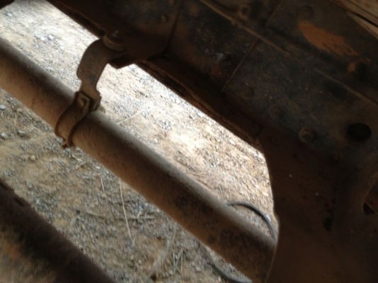 รถฮีโน่ 6 ล้อดั้ม 210 แรงม้า  สนใจติดต่อ  081 - 6079515