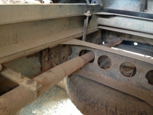 รถฮีโน่ 6 ล้อดั้ม 210 แรงม้า  สนใจติดต่อ  081 - 6079515