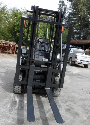 ขายรถยกไฟฟ้า TCM FB15-6 ขนาดน้ำหนักยก 1.5 ตัน เก่านอก