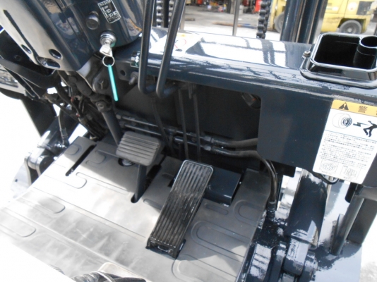 ขายรถยกไฟฟ้า TCM FB15-6 ขนาดน้ำหนักยก 1.5 ตัน เก่านอก