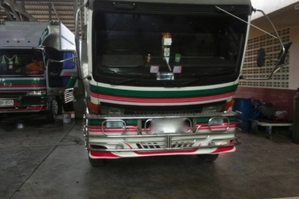 รถมิตซู 10 ล้อ ตู้เย็น 195 แรงม้า  สนใจติดต่อ 081 - 6079515