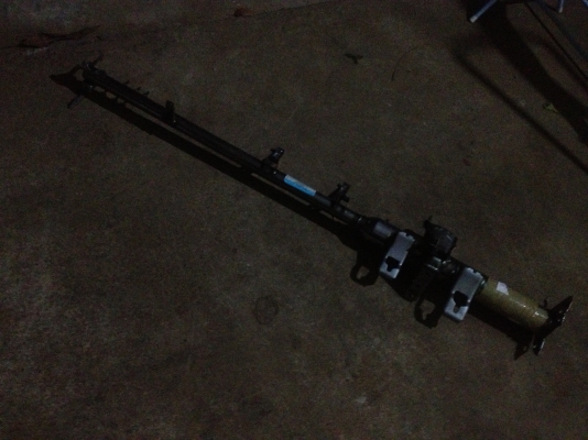 คานหัวเก๋ง วีโก้แช้มป์ ปี 13  สภาพเบิกห้าง ไม่ได้ใช้ ขายถูก 086-4085619