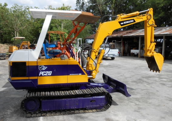 ขายรถขุด KOMUTSU PC20-3 เก่านอกแท้