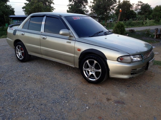 MITSUBUSHI LANSER E-CAR ปี93 1.8 auto ถูกๆ 78000