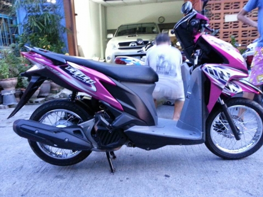 ถูกสุดๆ ขาย HONDA CLICK 125 I ปี 2012 สภาพ เดิมๆ สวยๆ คับ สี ชมพู ดำ ถูกสุดๆ ขาย HONDA CLICK 125 I ปี 2012 สภาพ เดิมๆ สวยๆ คับ สี ชมพู ดำ