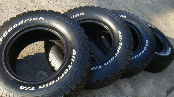 ขายยาง BF Goodrich Allterrain 265 75 r16 ปี 09 ขายยาง BF Goodrich Allterrain 265 75 r16 ปี 09