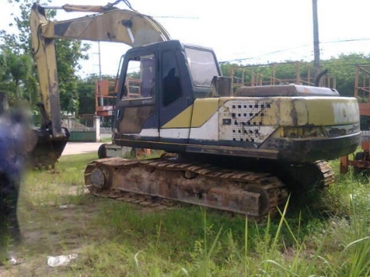 รถแบคโฮ KOBELCO  200 - 3 มัคที  สนใจติดต่อ  081 - 6079515