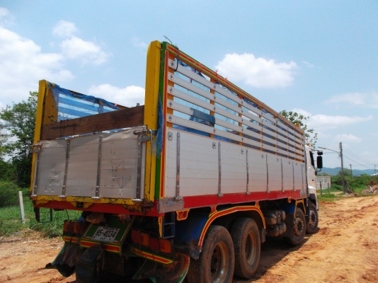 ขายด่วนกะบะมีเนียมยาว7เมตร50เชนสวยมาก