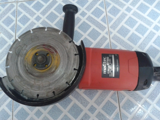 หินเจียร 9 นิ้ว Maktec MT900 สภาพดีราคาถูก หินเจียร 9 นิ้ว Maktec MT900 สภาพดีราคาถูก
