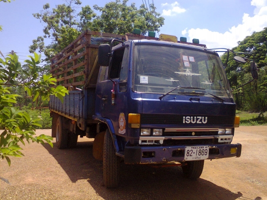 (ลดราคา)ขาย ROCKY 145  ยาว 5.5 เมตร เครื่องดี แชชซีสวย เอกสารครบ ยางดี 6 เส้นครับ