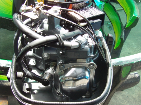 เครื่องเรือซูซูกิ6แรง4จังหวะมือ2กิ๊กๆ(ขายแล้ว)