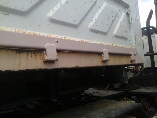 หางเทเลอร์ดั้มสามมิตรSMM ปี*2548 2คาน สวยๆ หางเทเลอร์ดั้มสามมิตรSMM ปี*2548 2คาน สวยๆ