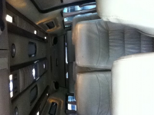 ขายรถตู้วินมีนบุรี-ลำลูกกา