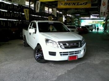 ขายยางใหม่เอี่ยม บริสโตน 215/70R15ปี2013ถอดจากIZUSUดีแม็กออลนิวครับ วันนี้28/5/56ถอยรถมาใหม่เปลี่ยนแม็ก+ยางใหม่ ขายยางใหม่เอี่ยม บริสโตน 215/70R15ปี2013ถอดจากIZUSUดีแม็กออลนิวครับ วันนี้28/5/56ถอยรถมาใหม่เปลี่ยนแม็ก+ยางใหม่