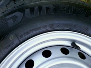 ขายยางใหม่เอี่ยม บริสโตน 215/70R15ปี2013ถอดจากIZUSUดีแม็กออลนิวครับ วันนี้28/5/56ถอยรถมาใหม่เปลี่ยนแม็ก+ยางใหม่ ขายยางใหม่เอี่ยม บริสโตน 215/70R15ปี2013ถอดจากIZUSUดีแม็กออลนิวครับ วันนี้28/5/56ถอยรถมาใหม่เปลี่ยนแม็ก+ยางใหม่