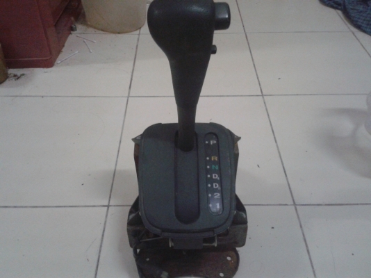 คันเกียร์ออโต้ แดร์วูลาโนส