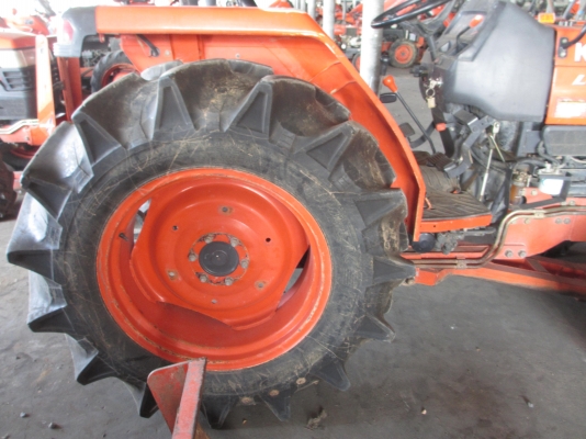 มาแล้ว KUBOTA L4508 DI SP  พร้อมใบมีติดตัวรถ ชั่วโมงน้อย
