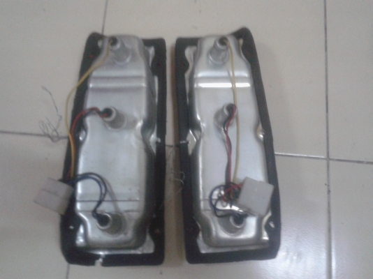 ไฟท้าย SD สภาพlสวย ไฟท้าย SD สภาพlสวย