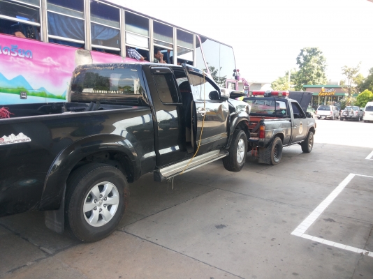 รับออกแบบ-ต่อรถยกลากจูง