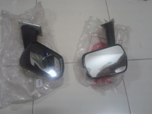 ขายกระจกเกาะแก้ม1คู่ ขายกระจกเกาะแก้ม1คู่